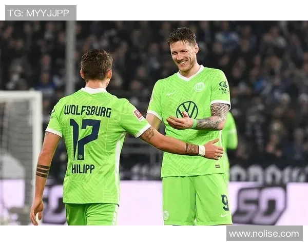 沃尔夫斯堡主场不敌哈德斯菲尔德,排名依旧稳定 沃尔夫斯堡主场不敌哈德斯菲尔德,排名依旧稳定