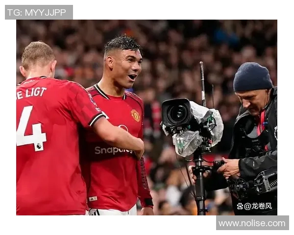 曼联主场不敌切尔西,哈格里夫斯扳回一城 曼联主场不敌切尔西,哈格里夫斯扳回一城