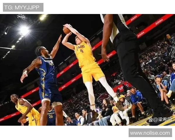 勇士队击败湖人队，夺取胜利：激情与荣耀的对决