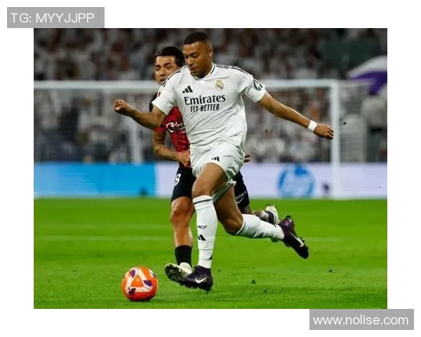 姆巴佩正式宣布加盟皇马，将与C罗同场竞技！