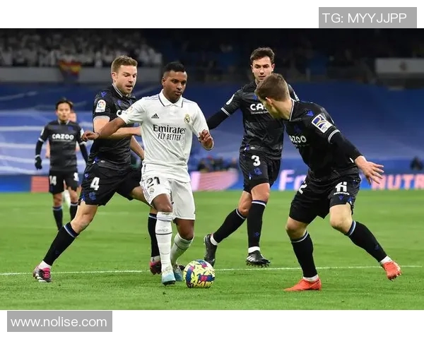 马德里德比告急！本赛季落后巴塞罗那18分，巴萨力压领跑