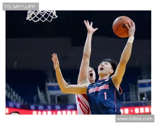 韩德君的篮球之路：从青涩少年到CBA传奇巨星的成长历程与心路历程