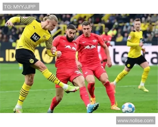 莱比锡红牛与曼联精彩对决集锦回顾与分析