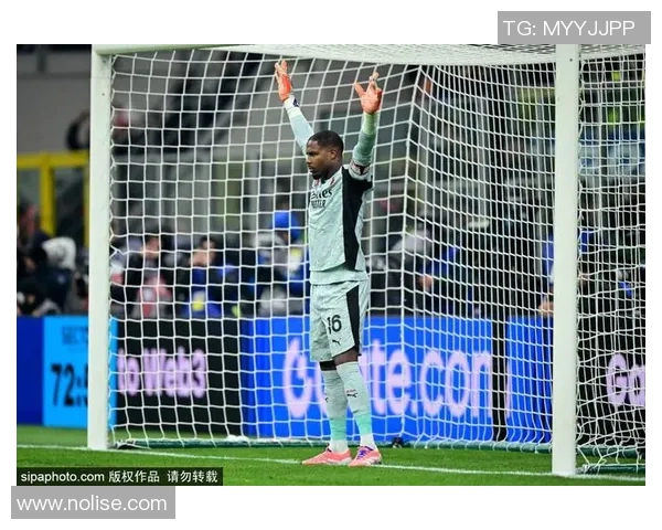 迈尼昂的崛起与挑战：从新星到足球世界的守护者之路