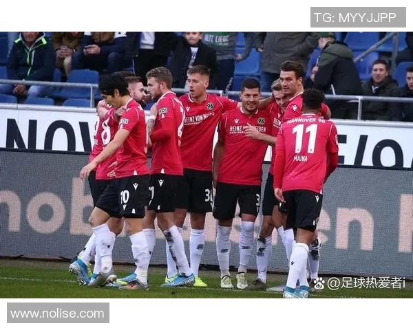 雷根斯堡与汉诺威的激烈对决分析及赛季前景展望