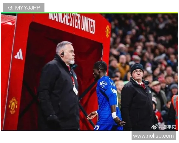 曼联迎战埃弗顿联赛杯激战在即球迷期待精彩对决