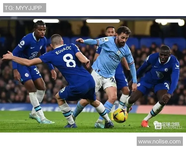 拉古纳与美洲队的激烈对决揭示了足球战术与团队合作的完美结合 拉古纳与美洲队的激烈对决揭示了足球战术与团队合作的完美结合